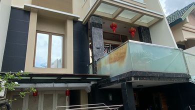 For Sale rumah Eksklusif di Pantai Indah Kapuk, Jakarta Utara - LT 192m²