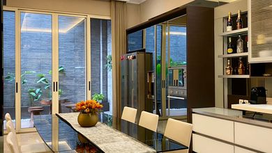 Rumah Elegan di Pantai Indah Kapuk, Jakarta Utara, 4 Kamar Tidur, LT 416m²