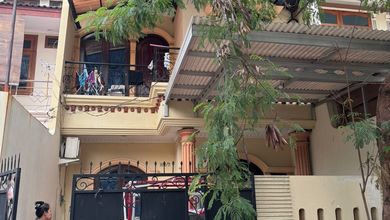 Kesempatan Rumah di Sunter, Jakarta Utara, LB 150m², Harga 2,4 Miliar