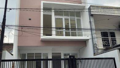 Rumah Mewah Luas 102 m2, area Kelapa Gading, Jakarta Utara