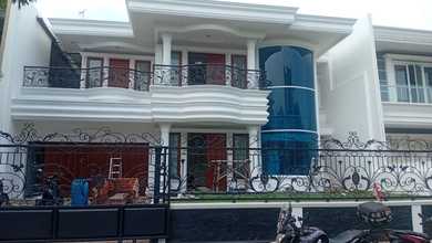 Hunian Mewah di Sunter, Jakarta Utara, 4 Kamar Tidur, LT 345m²