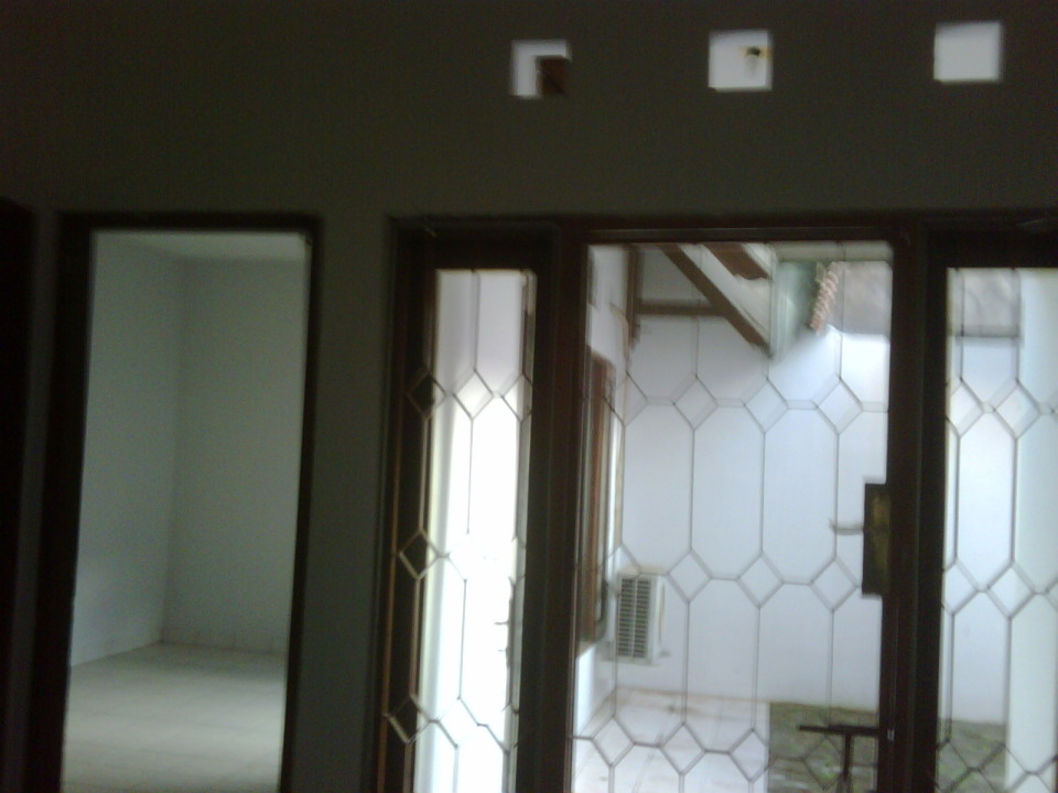 Rumah Sewaan Murah di Alam Sutera, Tangerang, 2 KT, Harga 32 Juta /tahun