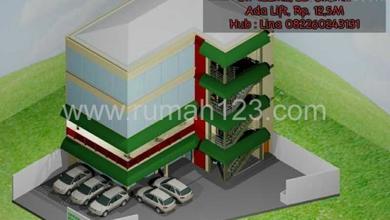 Gedung Komersil Blm Finishing Di Perempatan Lampu Merah Jkt Timur