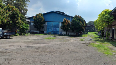 Gudang Luas Pinggir Jalan Narogong Raya