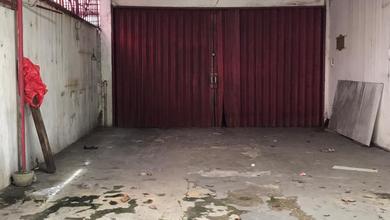 Ruko hadap jalan raya di Cideng Barat, Jakarta