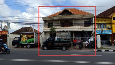 Ruko luas plus basement dan gudang di Buluh Indah