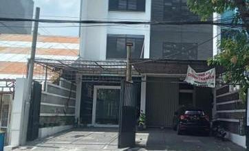 Ruko cideng timur jalan boulevard 3 lantai