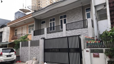 Rumah Area Premium Mangga Dua, Jakarta Barat - Harga Menarik 5 Miliar
