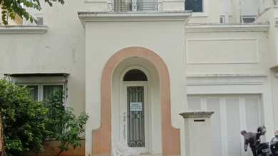 Rumah Elegan di Modernland, Tangerang, 4 KT, LT 250m²