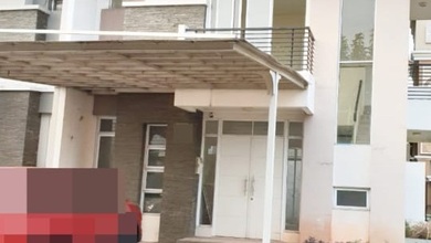 Rumah Area Luxury Green Lake City, Jakarta Barat - Harga Menarik 4,5 Miliar