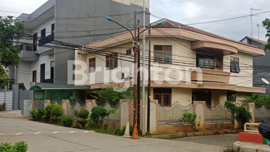 Dijual rumah Eksklusif di Kelapa Gading, Jakarta Utara - LT 413m²
