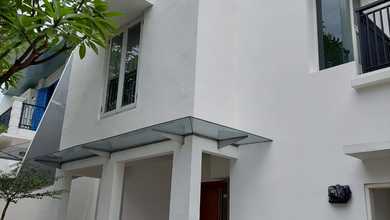 Kesempatan Eksklusif, rumah Mewah di Gandaria, Jakarta Selatan, LB 180m²