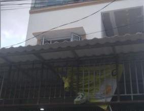 Rumah Modern di Grogol, Jakarta Barat, Luas 200 m2