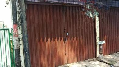 Rumah Mewah di Grogol, Jakarta Barat, 6 Kamar Tidur, LT 136m²