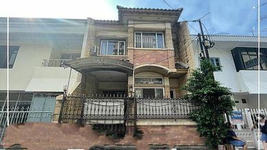 Rumah Area Luxury Penjaringan, Jakarta Utara - Harga Menarik 3,9 Miliar