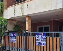 Sewa Rumah Favorit di Tangerang Kota, Tangerang, Harga Terjangkau