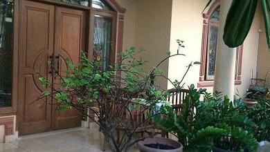 Properti Siap Pakai di Kawasan Pondok Aren, Tangerang Selatan, LT 206m²