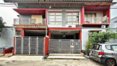 Hunian Mewah di Ciledug, Tangerang, 12 KT, LT 255m²