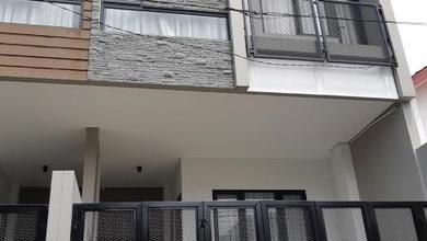 Jual Rumah Bagus LT 124 m2 area Gambir, Jakarta Pusat
