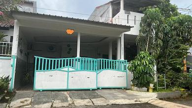 Rumah Elit Luas 135 m2, di Cipondoh, Tangerang