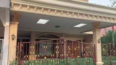 Dijual rumah Eksklusif di Karawaci, Tangerang - LT 162m²