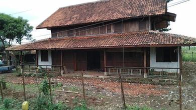 Rumah Elegan di Cikupa, Tangerang, 2 Kamar Tidur, LT 1100m²