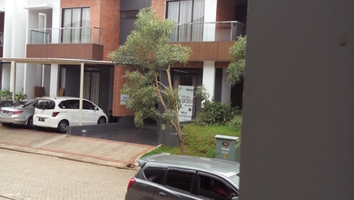 Rumah Sewa Murah Lokasi Bintaro, Tangerang Selatan, LB 200m²