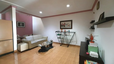 Rumah Dijual di Taman Kota, Jakarta Barat, LB 180m², Harga Kompetitif!