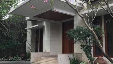 Rumah Siap Huni di Pejaten, Jakarta Selatan, LT 900m², Harga 90 Juta /bulan