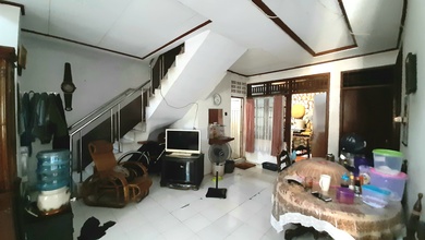 Jual Rumah Nyaman di Taman Meruya, Jakarta Barat - LT 120m²