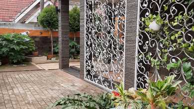 Kesempatan Eksklusif, rumah Mewah di BSD Griya Loka, Tangerang, LB 550m²