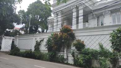 Rumah Mewah di Cilandak, Jakarta Selatan, 6 KT, LT 999m²