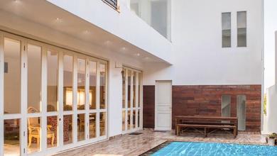 Rumah Prestisius di Kawasan Pecatu, Badung, LB 900m², Harga 10,5 Miliar