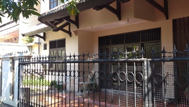 Penawaran Eksklusif, rumah Prestisius di Pulo Asem, Jakarta Timur, LB 225m²