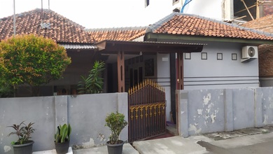 Penawaran Langka, rumah Prestisius di Cengkareng Barat, Jakarta Barat, LB 150m²