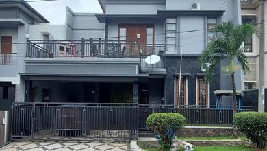 Rumah Elegan di Margonda, Depok, 6 Kamar Tidur, LT 240m²