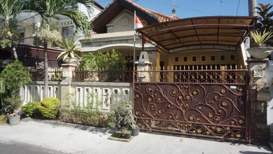 Rumah Prestisius di Kawasan Gatot Subroto, Denpasar, LB 240m², Harga 3,5 Miliar