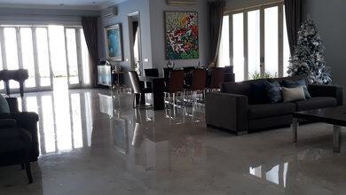 Kesempatan Langka, rumah Mewah di Kebayoran Lama, Jakarta Selatan, LB 500m²