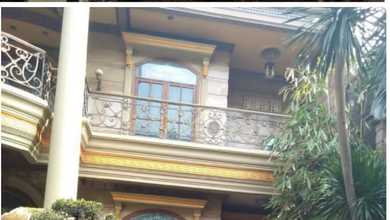 Hunian Mewah di Menteng, Jakarta Pusat, 5 Kamar Tidur, LT 925m²